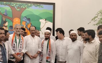 कलवा मुंब्रा से शरद चंद्र पावर राष्ट्रवादी कांग्रेस पार्टी को करारा झटका, कई पूर्व नगर सेवक नगर सेविका और कार्यकर्ता द्वारा पार्टी छोड़ अजित दादा पवार कि राष्ट्रवादी कांग्रेस पार्टी में किया गया प्रवेश.